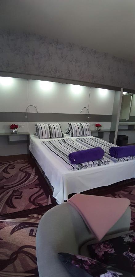Lila Haz Apartment Harkany Bagian luar foto
