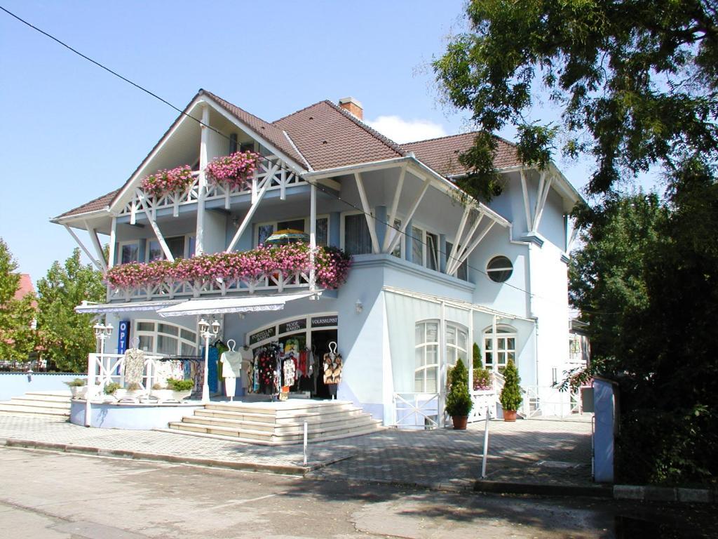 Lila Haz Apartment Harkany Bagian luar foto